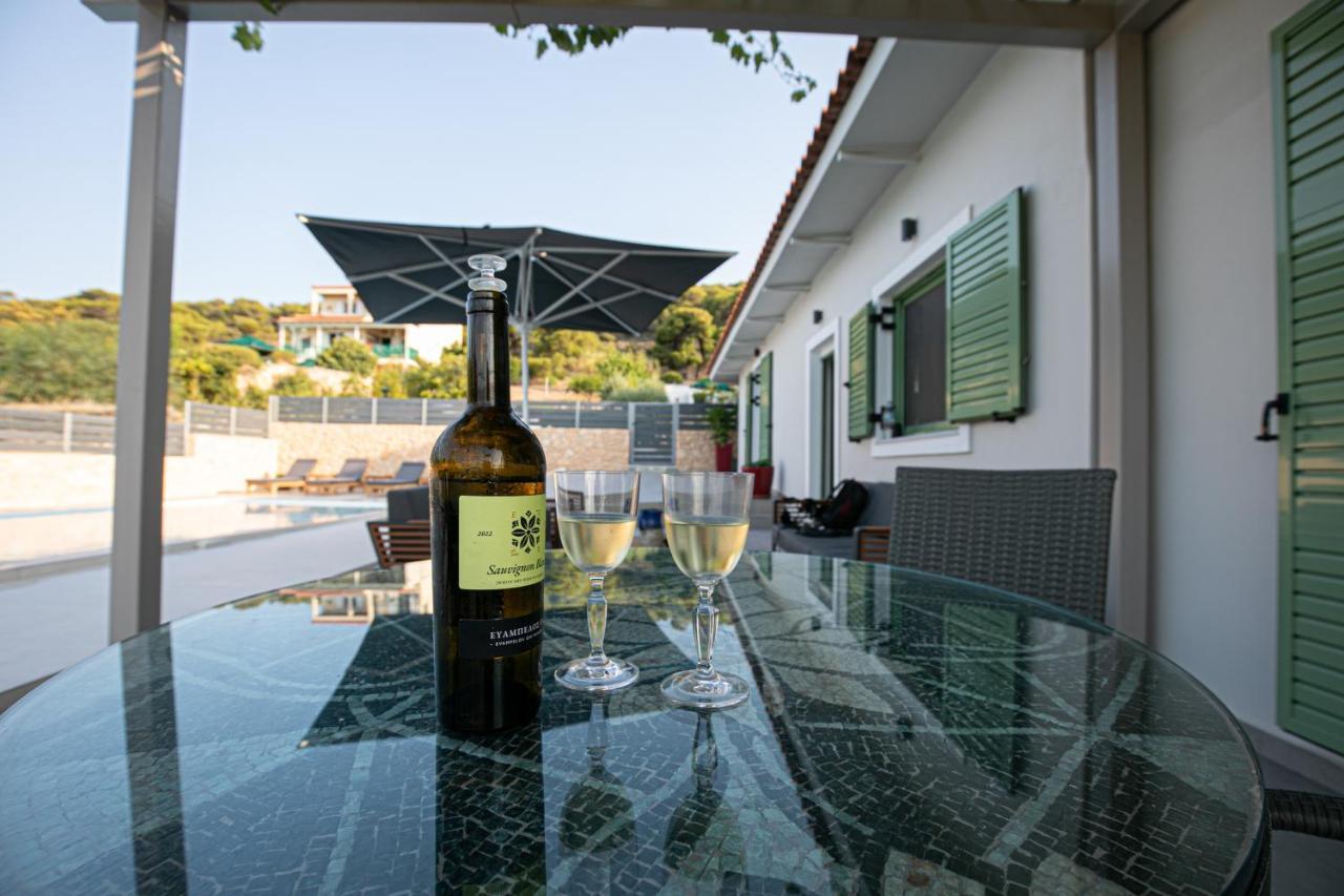 Pine House Villa Agioi Buitenkant foto